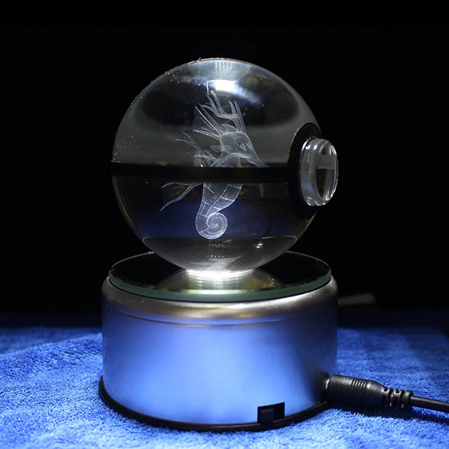 Kingdra Large Crystal Pokeball 3D Laser Engraving