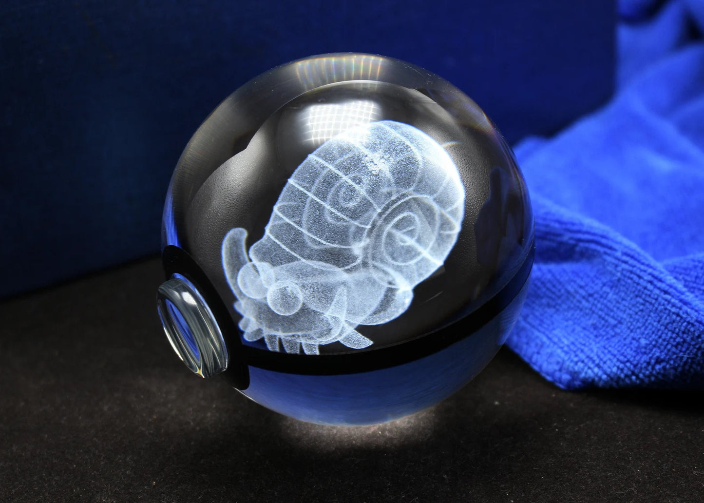 Omanyte Large Crystal Pokeball 3D Laser Engraving