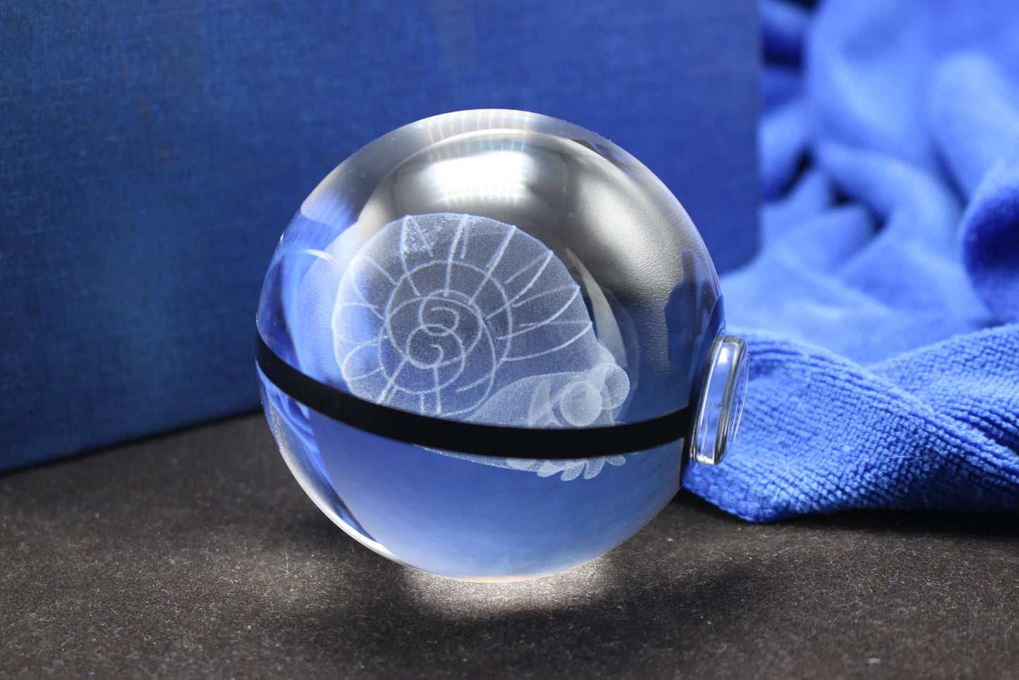 Omanyte Large Crystal Pokeball 3D Laser Engraving