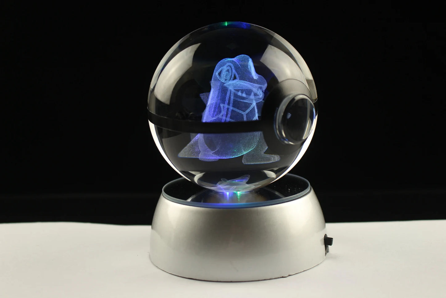 Totodile Large Crystal Pokeball 3D Laser Engraving