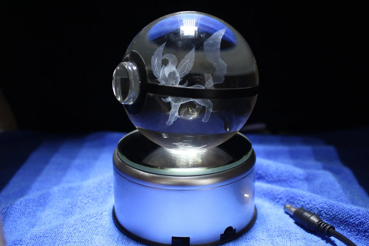Leafeon Large Crystal Pokeball 3D Laser Engraving