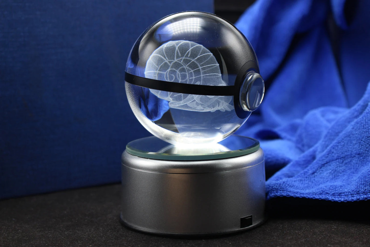 Omanyte Large Crystal Pokeball 3D Laser Engraving