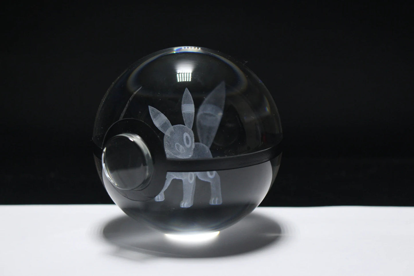 Umbreon Large Crystal Pokeball 3D Laser Engraving